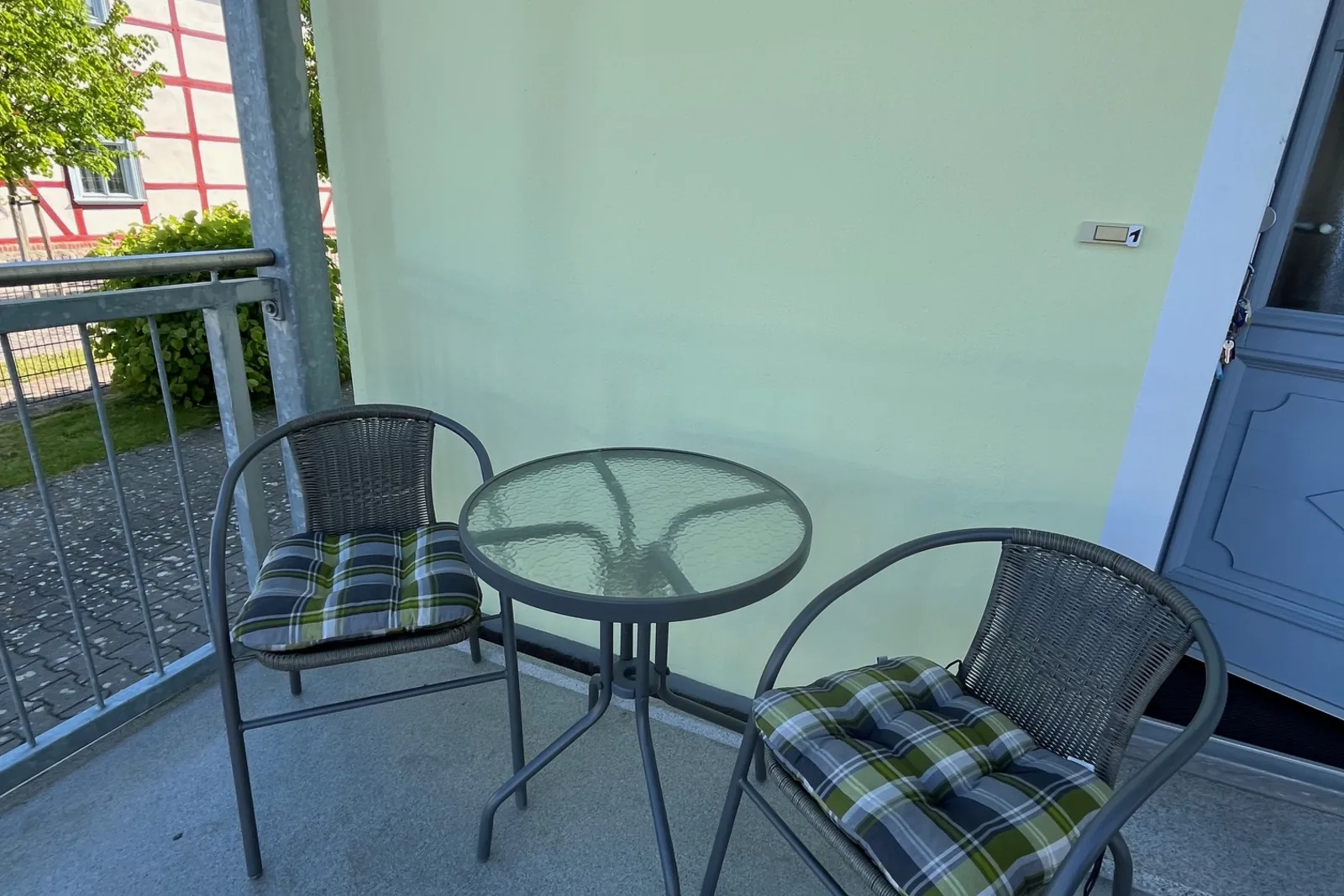 Ferienwohnung 1, Villa Michaelis: Balkon mit Sitzgruppe für 2 Personen