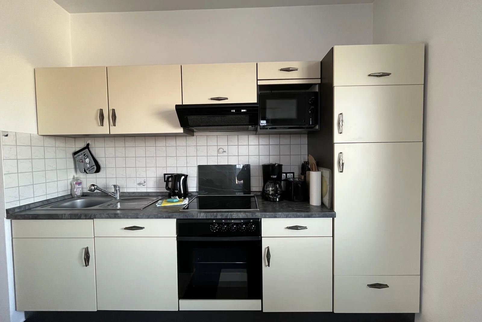 Ferienwohnung 3, Villa Michaelis: Küchenzeile