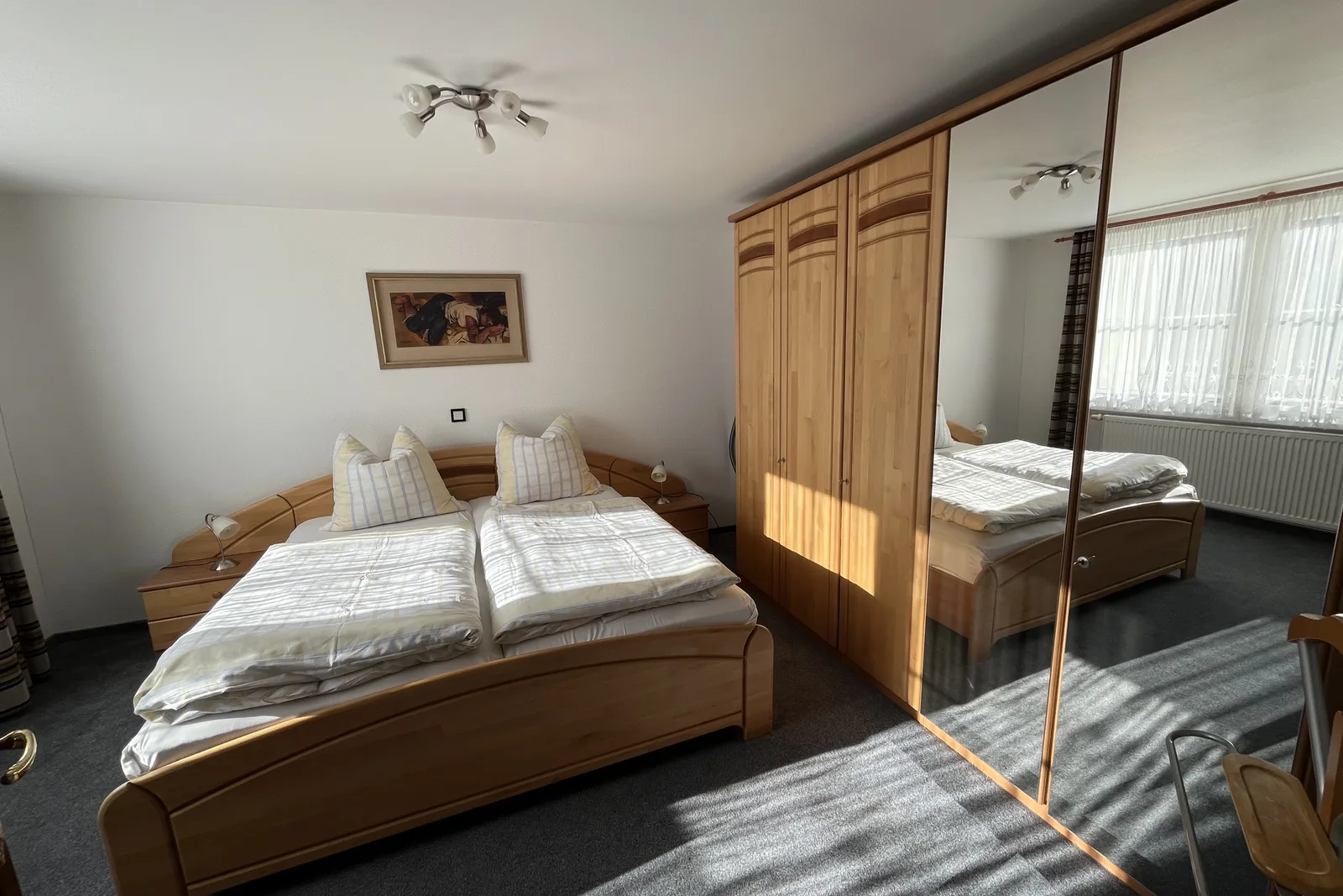 Ferienwohnung 3, Villa Michaelis: Schlafzimmer mit Doppelbett