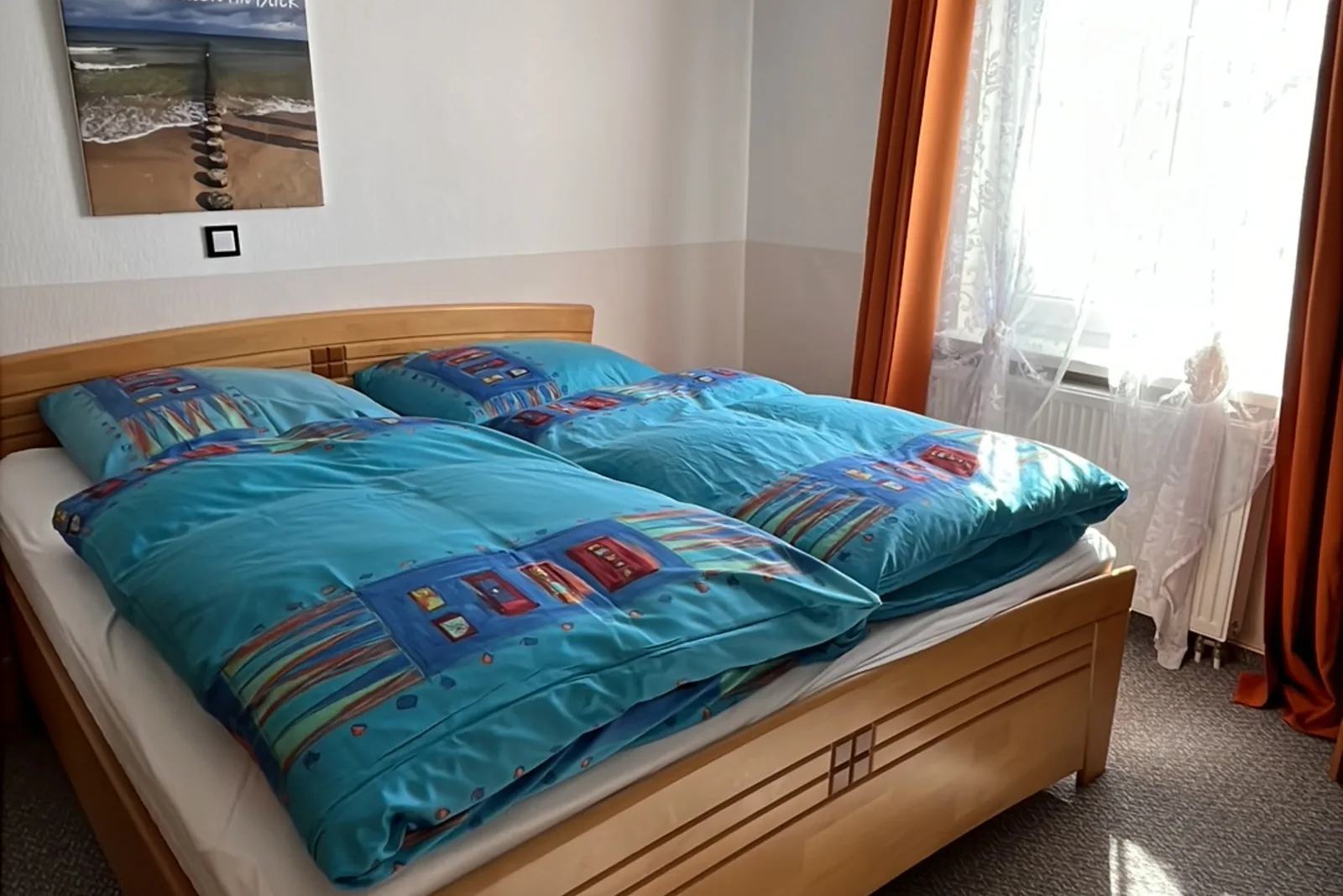 Ferienwohnung 5, Ferienhaus Ostsee YOLO: Schlafzimmer mit Doppelbett
