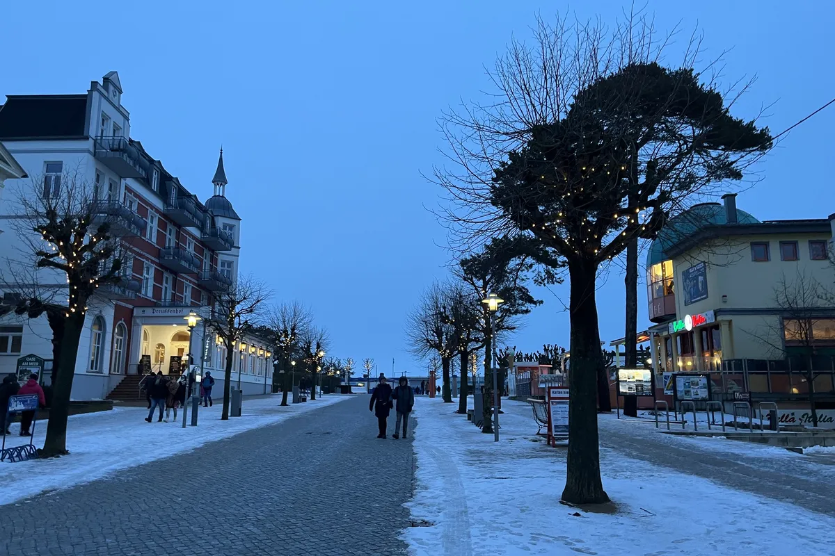 Winterabend auf der Promenade