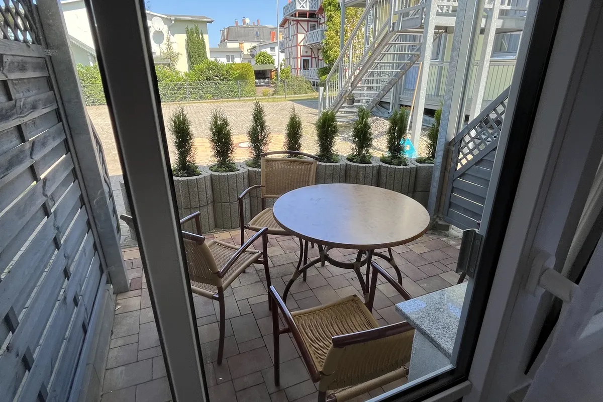 Blick aus der Terrassent&uuml;r