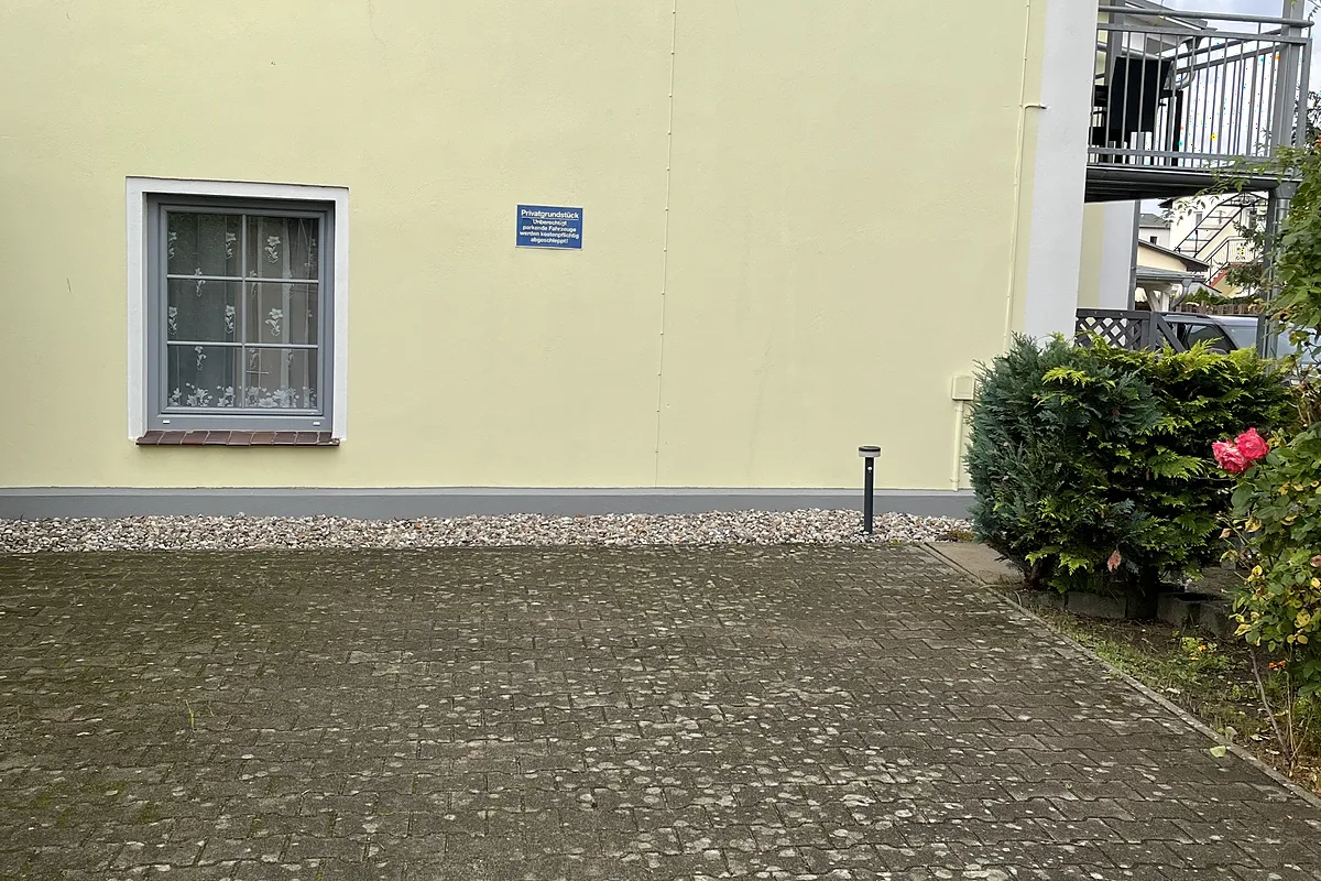 Eigener Stellplatz am Ferienhaus