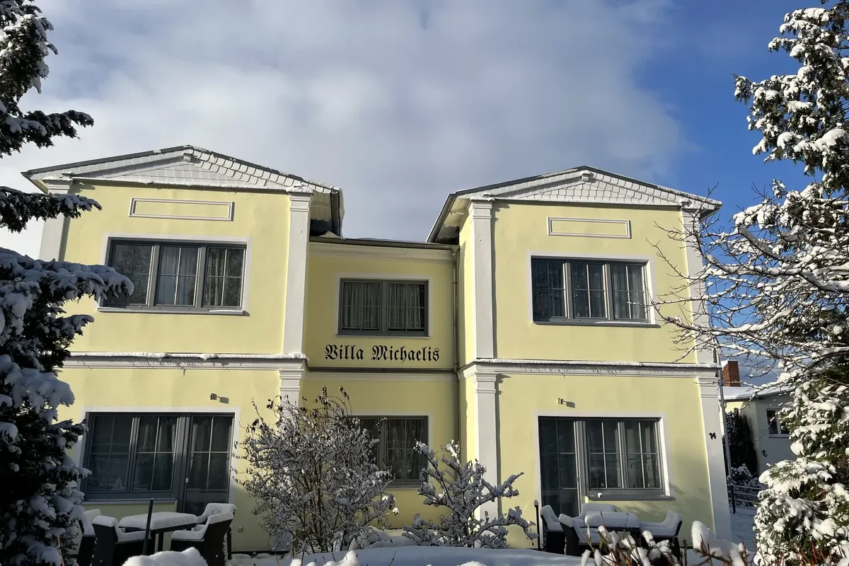 Die Villa im Winter